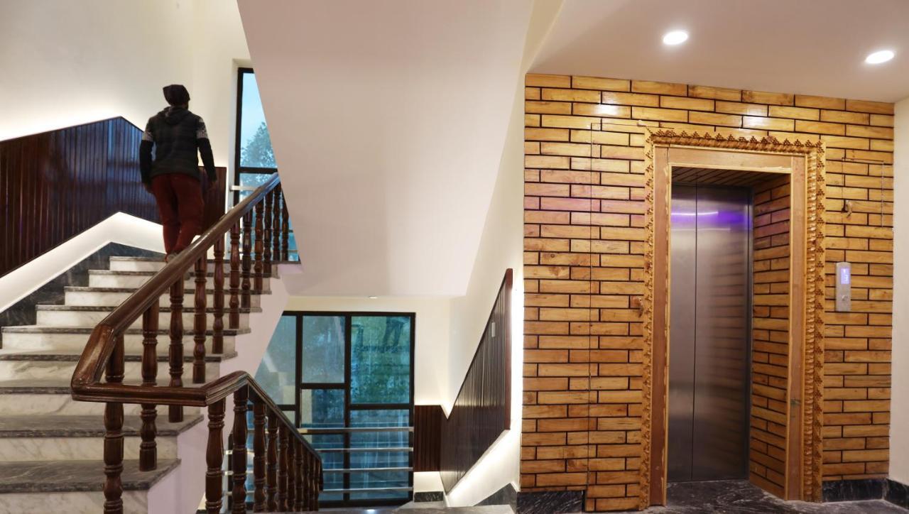 Hotel The Grand Khasdan เลห์ ภายนอก รูปภาพ